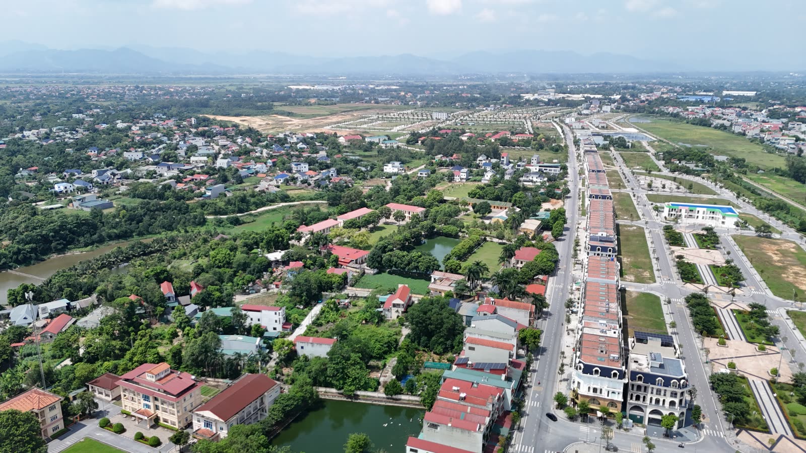 Khu dân cư hiện hữu lân cận